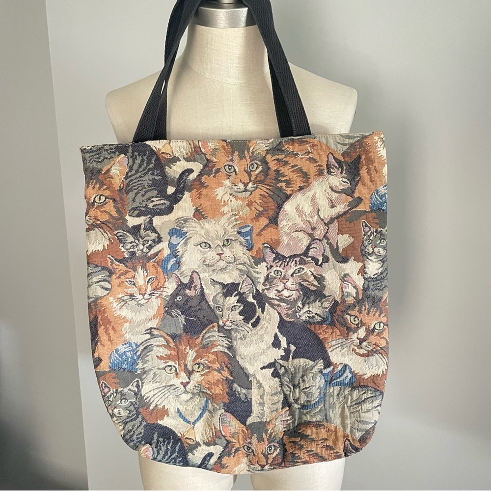 Cat tapestry tote - Picture 2 of 3